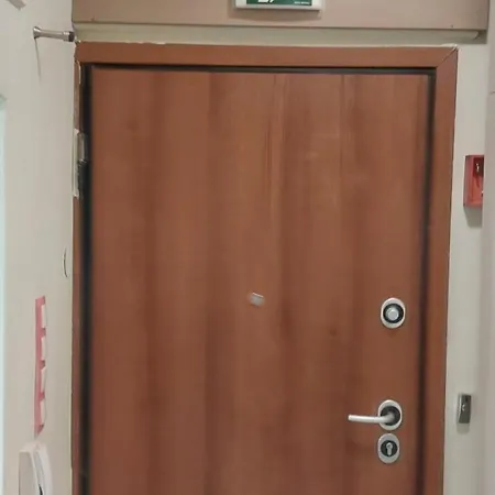 Nest * סלוניקי