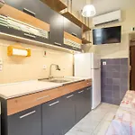 Nest Apartment